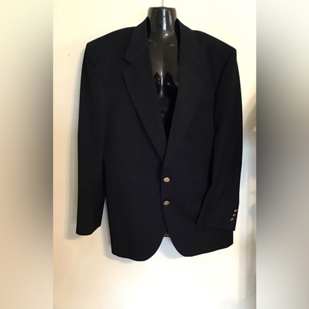 Bella Nova men’s sports jacket/blazer. By C&R Clothiers. Size 43R